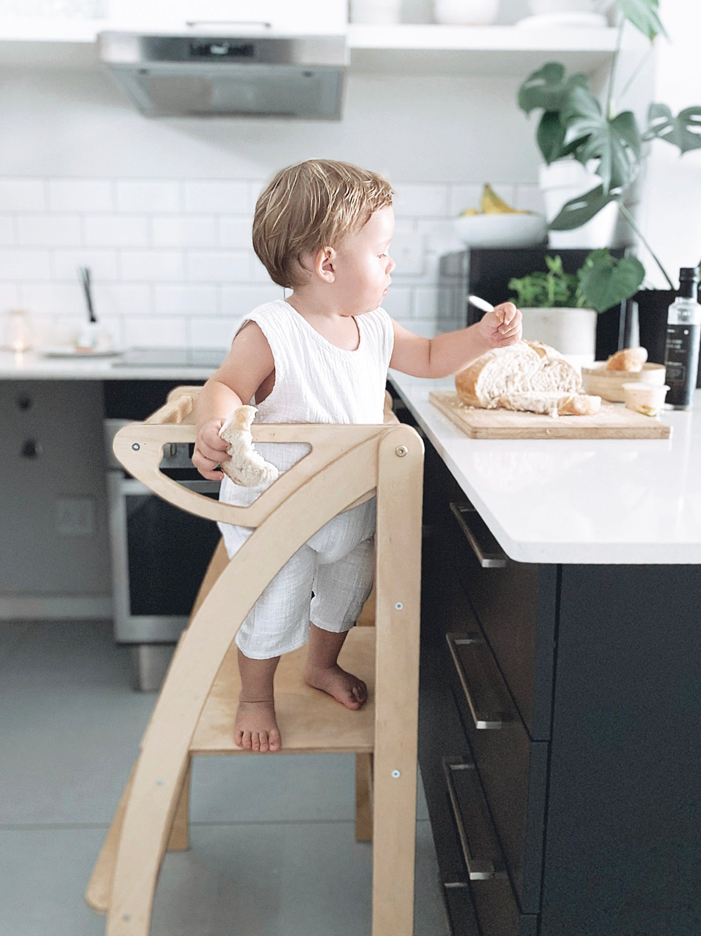 Learning Tower – Foldable Montessori Kitchen Helper for Toddlers