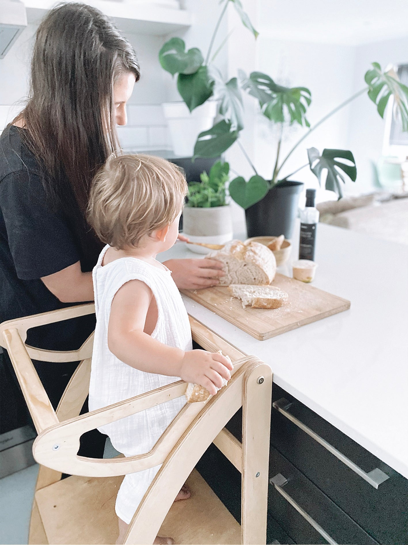 Learning Tower – Foldable Montessori Kitchen Helper for Toddlers